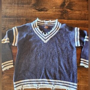 NWOT POL Navy V-Neck Tattered Sweater with White Stripe detail. SIZE L